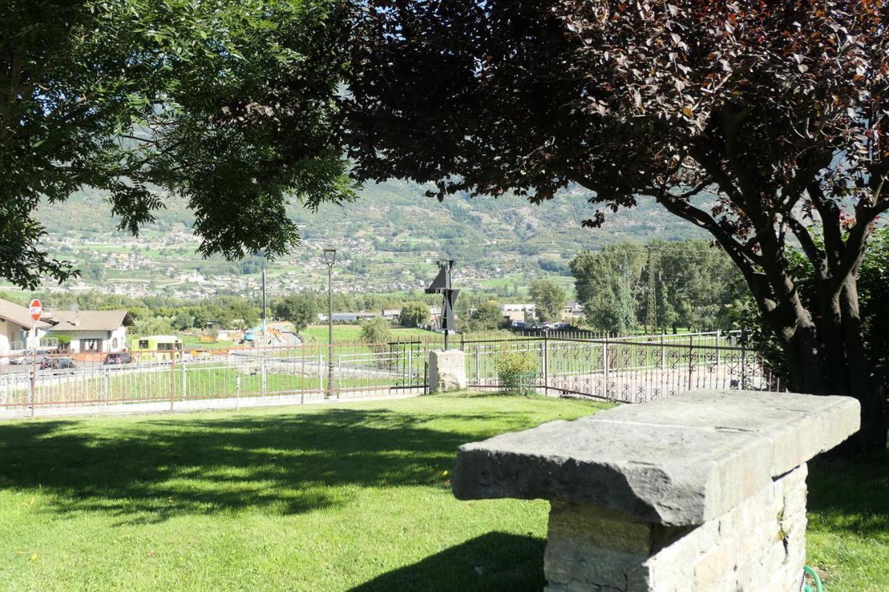 Casa Vacanze Valle D'Aosta - Maison Lugon Eksteriør billede